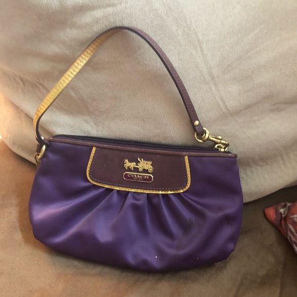 Coach wristlet - Picture 2 of 3